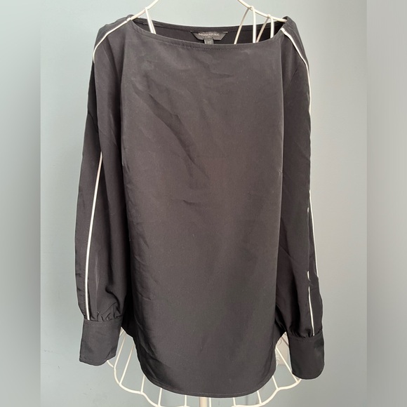 Banana Republic black satin blouse, size XS - Picture 1 of 5